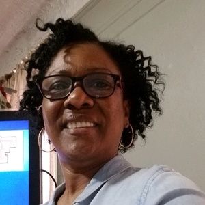 Meet your Posher, Ava